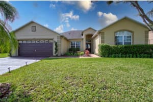 4545 Ficus Tree Rd, Kissimmee, FL 34758, Sold 10/06/21