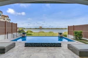 7609 Toscana Blvd, Orlando, FL 32819, Sold 10/13/21