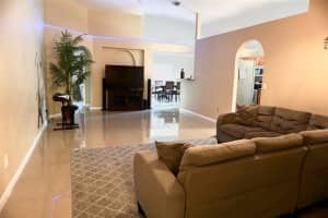 625 Stonehaven Dr, Haines City, FL 33844, Sold 11/23/21