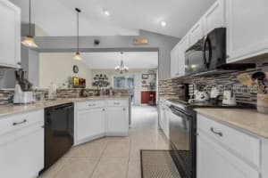 1811 Farris Dr, St Cloud, FL 34771, Sold 11/08/21