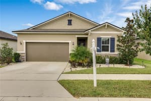 917 Fallon Hills Dr, Haines City, FL 33844, Sold 11/12/21