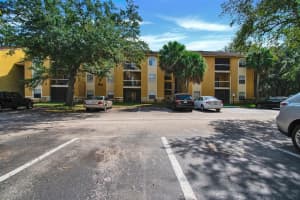 5259 Images Cir, Kissimmee, FL 34746, Sold 11/08/21