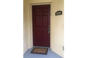 2828 Club Cortile Cir, Kissimmee, FL 34746, Sold 12/20/21