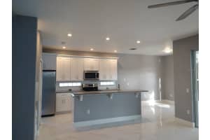 3189 Verbena Ct, Deltona, FL 32725, Sold 11/19/21