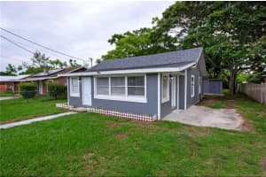 617 Oak St, Auburndale, FL 33823, Sold 01/06/22