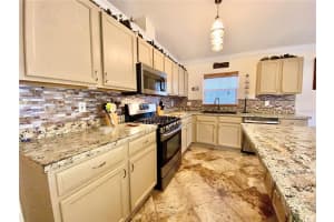 2807 Brook Hollow Rd, Clermont, FL 34714, Sold 12/30/21