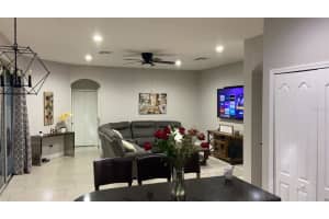 13116 Moss Park Ridge Dr, Orlando, FL 32832, Sold 01/28/22