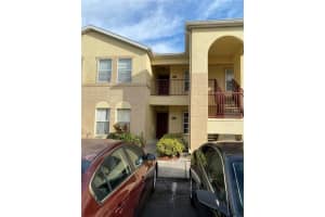 2810 Club Cortile Cir, Kissimmee, FL 34746, Sold 02/17/22