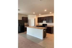 191 Bella Dr, Davenport, FL 33837, Sold 01/10/22