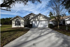 802 Pine Cone Dr, Davenport, FL 33897, Sold 01/14/22