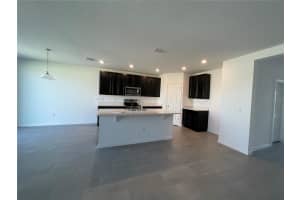 404 Mckenna Dr, Winter Haven, FL 33881, Sold 02/23/22