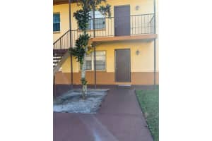 704 Ridenhour Cir, Orlando, FL 32809, Sold 04/25/22