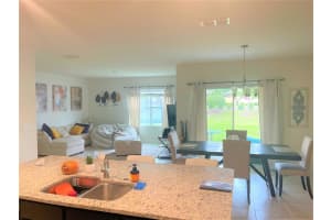 432 Tanglewood Dr, Davenport, FL 33896, Sold 01/14/22