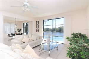 2959 Siesta View Dr, Kissimmee, FL 34744, Sold 01/04/22