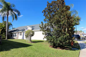 433 Downing Cir, Davenport, FL 33897, Sold 01/07/22