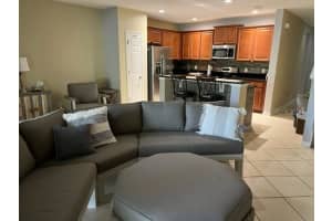 2879 Sunstone Dr, Kissimmee, FL 34758, Sold 02/03/22