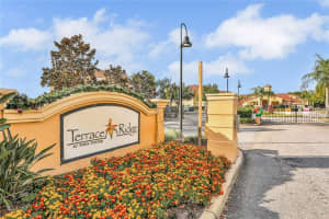 708 Terrace Ridge Cir, Davenport, FL 33896, Sold 01/31/22
