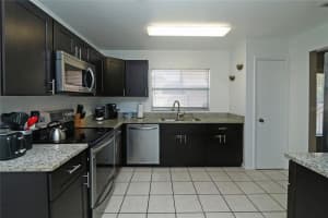 2211 Paprika Dr, Orlando, FL 32837, Sold 01/27/22