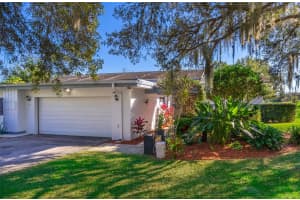 24 Nottingham Way, Haines City, FL 33844, Sold 01/26/22