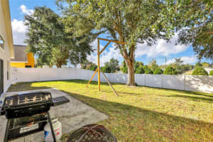 609 Garberia Dr, Davenport, FL 33837, Sold 02/25/22