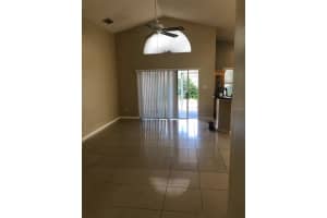 1374 Sierra Cir, Kissimmee, FL 34744, Sold 03/18/22