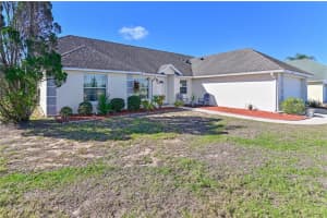 5400 Loma Vista Dr E, Davenport, FL 33896, Sold 02/08/22