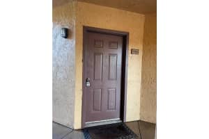 2230 Cascades Blvd, Kissimmee, FL 34741, Sold 02/08/22