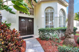 10107 Shortwood Ln, Orlando, FL 32836, Sold 02/25/22