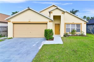 3352 Kelsey Ln, St Cloud, FL 34772, Sold 02/22/22