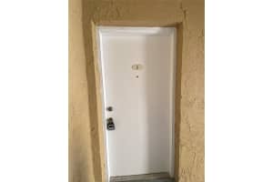 9900 Sweepstakes Ln, Orlando, FL 32837, Sold 03/04/22
