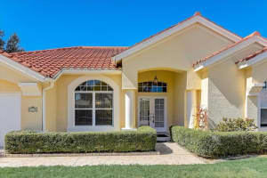 7118 41st Ln E, Sarasota, FL 34243, Sold 03/28/22