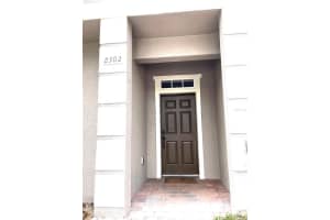 2302 CARAVELLE CIR, KISSIMMEE, FL 34746 Sold 09/19/22