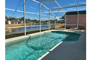 611 Reserve Dr, Davenport, FL 33896, Sold 03/31/22