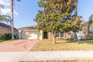 131 W Fiesta Key Loop, DeLand, FL 32720, Sold 05/06/22