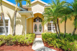 6576 35th Pl, Vero Beach, FL 32966, Sold 03/28/22