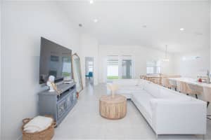649 Persian Dr, Haines City, FL 33844, Sold 05/06/22