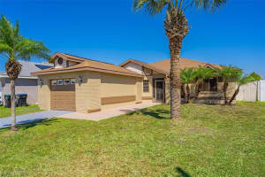 1019 Apopka Woods Ln, Orlando, FL 32824, Sold 04/01/22
