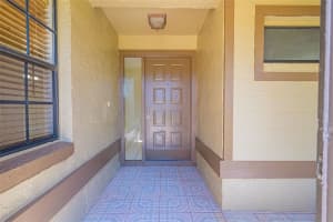 1019 Apopka Woods Ln, Orlando, FL 32824, Sold 04/01/22