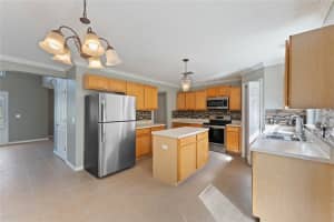 2415 Hatton Chase Ln, Kissimmee, FL 34746, Sold 05/06/22