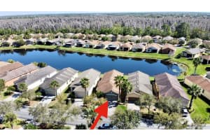 853 Grand Canal Dr, Kissimmee, FL 34759, Sold 04/18/22