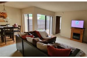 560 HUNTER CIR, KISSIMMEE, FL 34758 Sold 07/25/22