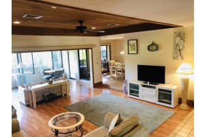 26 Grenewood Ln, Haines City, FL 33844, Sold 05/06/22