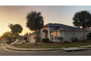 6926 Hazeltine Cir, Lakeland, FL 33810, Sold 03/25/22