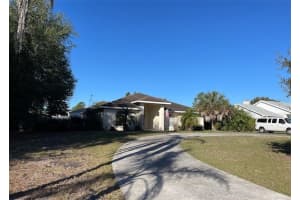 1025 W Lake Hamilton Dr, Winter Haven, FL 33881, Sold 05/04/22