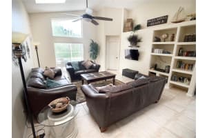 2659 AUTUMN CREEK CIR, KISSIMMEE, FL 34747 Sold 08/22/22