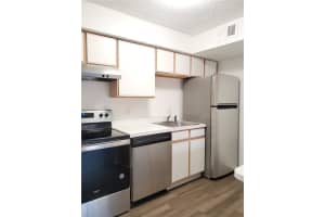 2213 Grand Cayman Ct, Kissimmee, FL 34741, Sold 04/04/22