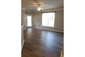 8813 Villa View Cir, Orlando, FL 32821, Sold 04/20/22