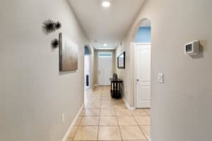 530 Squires Grove Dr, Winter Haven, FL 33880, Sold 04/15/22