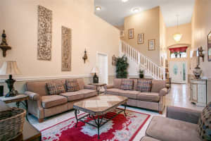 1049 Lake Berkley Dr, Kissimmee, FL 34746, Sold 05/26/22