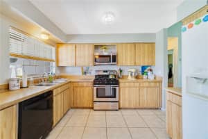 2253 Allspice Ave, Orlando, FL 32837, Sold 04/28/22